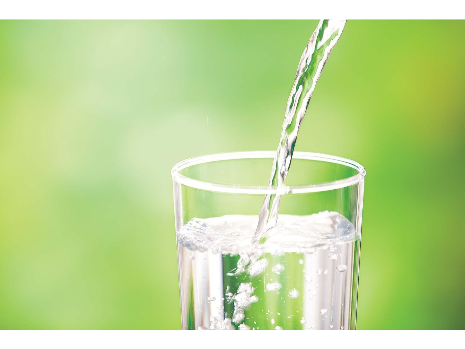 CO・OP 鈴鹿山系 天然水 1箱(580ml×24本入)| コープこうべネット