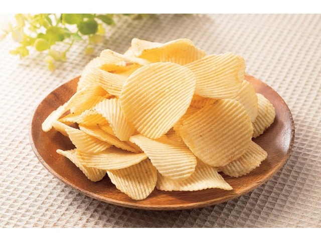 CO・OP おいもがおいしい厚切りポテトチップス あっさりしお味