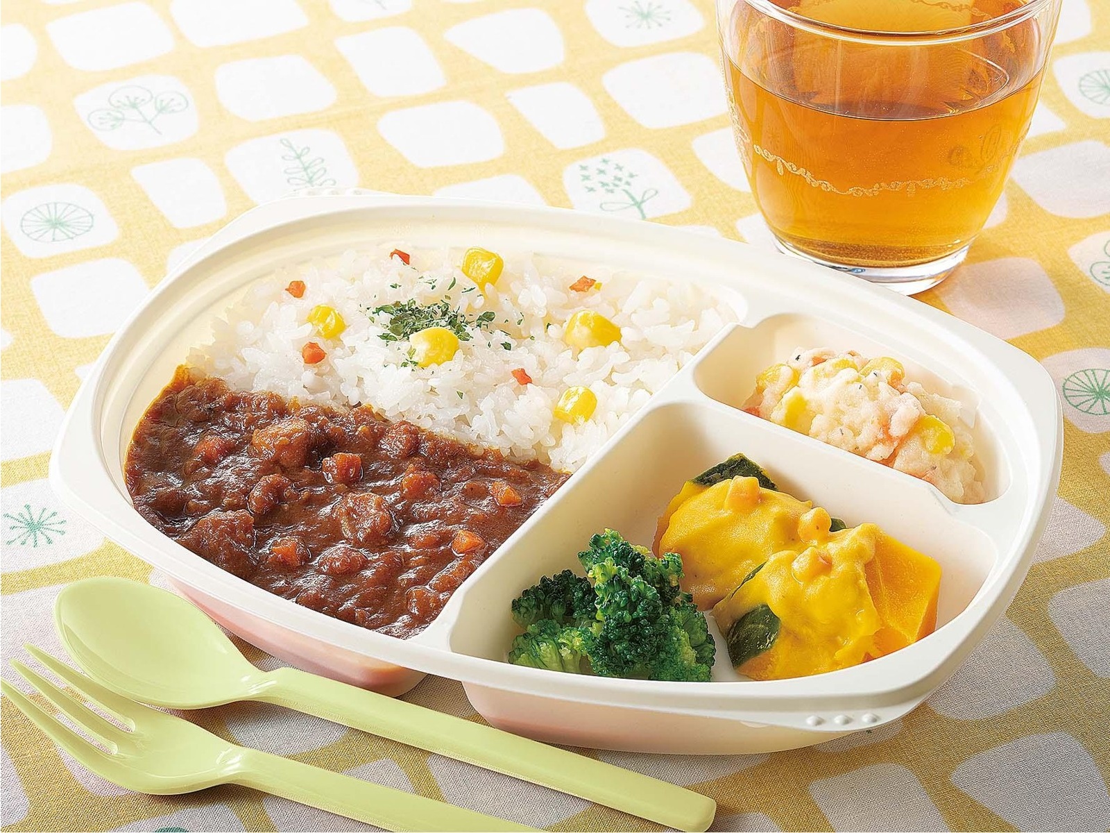 おこさま専用 CO・OP 5種の野菜を使ったお子さまプレート チキンカレーセット 1人前
