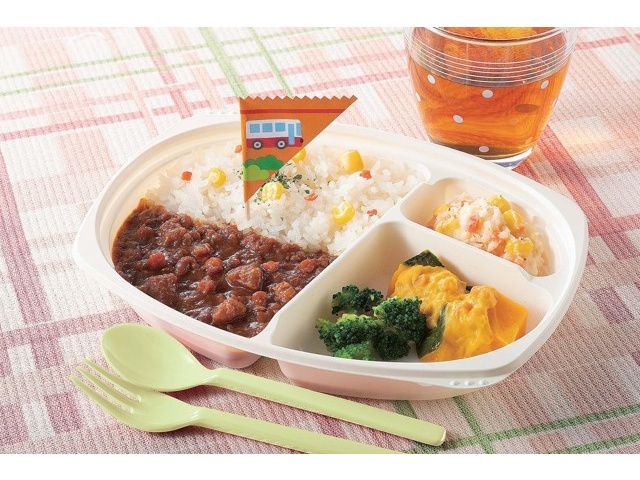 CO・OP 5種の野菜を使ったお子さまプレート チキンカレーセット