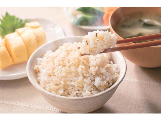 もちもちな米 もちもち玄米めん 10個 | 結わえるオンラインストア本店 寝かせ