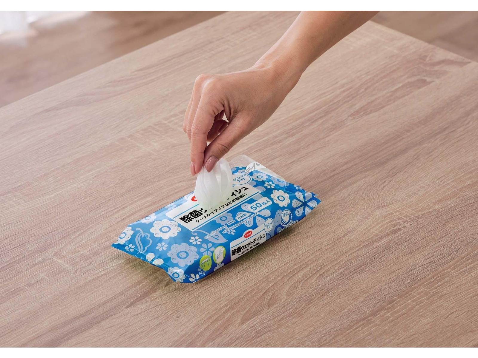 CO・OP 除菌ウェットティシュ アルコール入り 50枚入×3コ組 | コープ