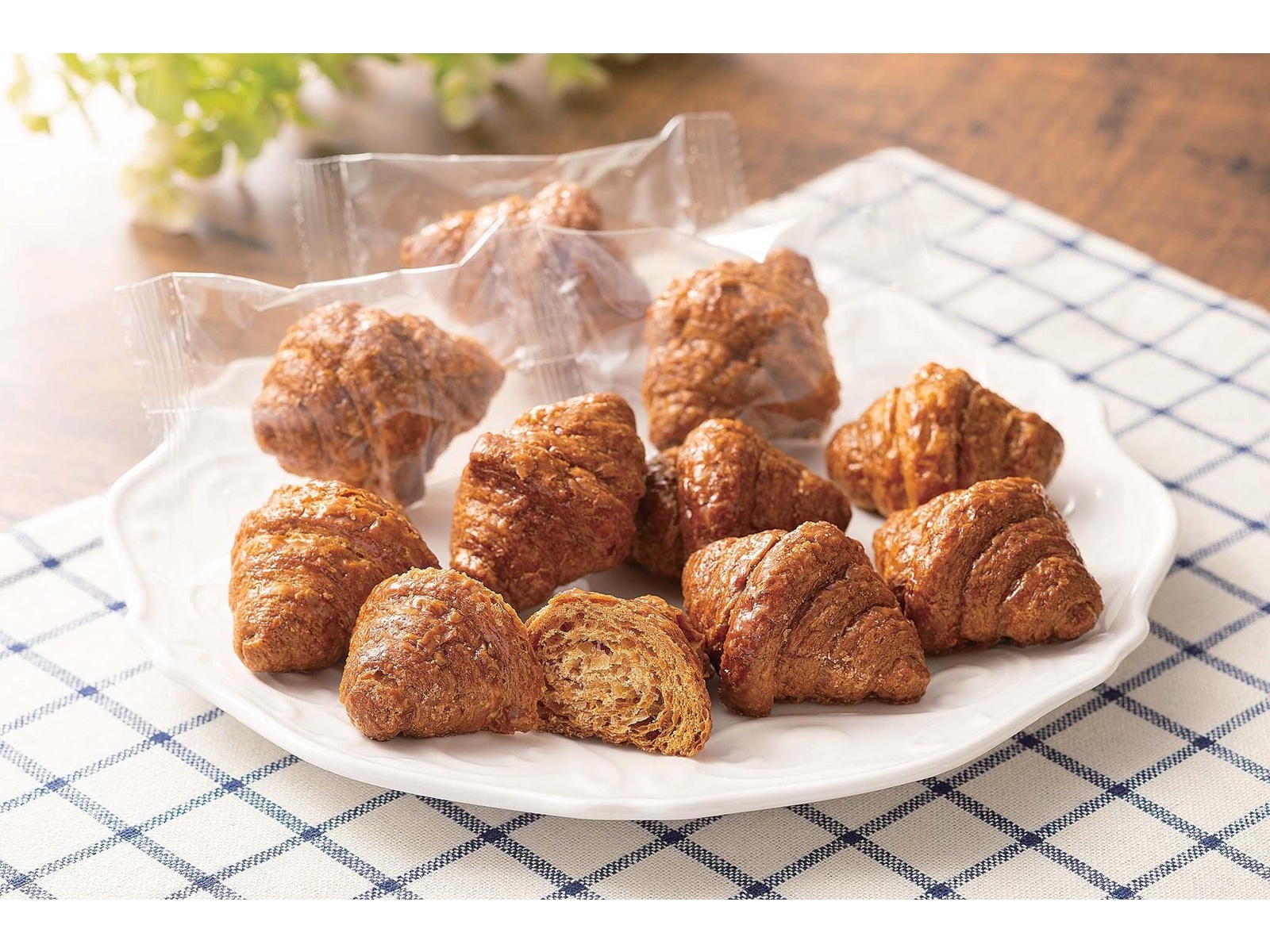 CO・OP さくさく食感のクロワッサンラスク ミニ 10コ入 | コープ