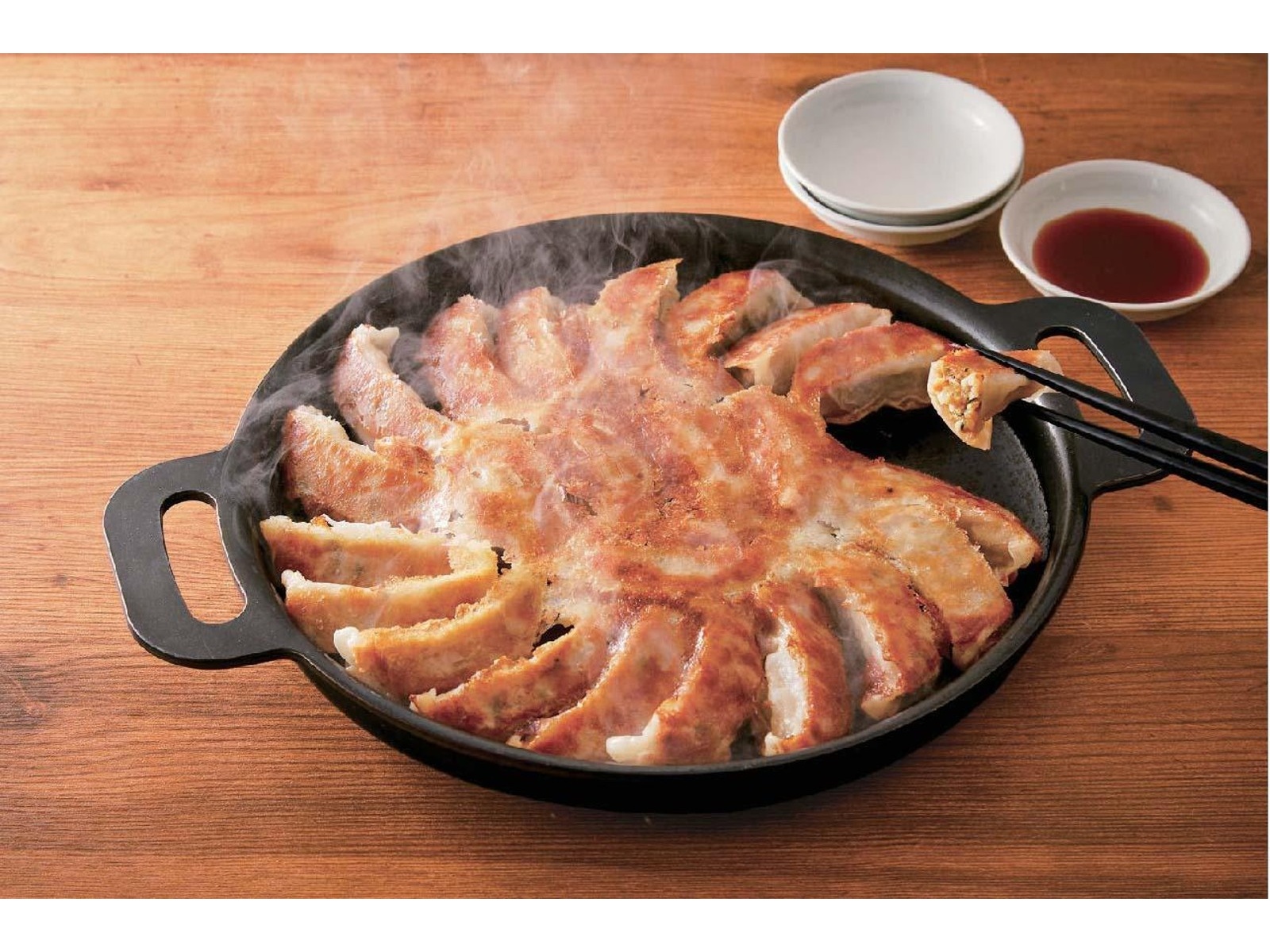 【新品未使用未開封品】キッコーマン 3月のライオン エプロン 鍋つかみ 缶バッチ 新品未使用未開封品】キッコーマン 3月のライオン エプロン 鍋