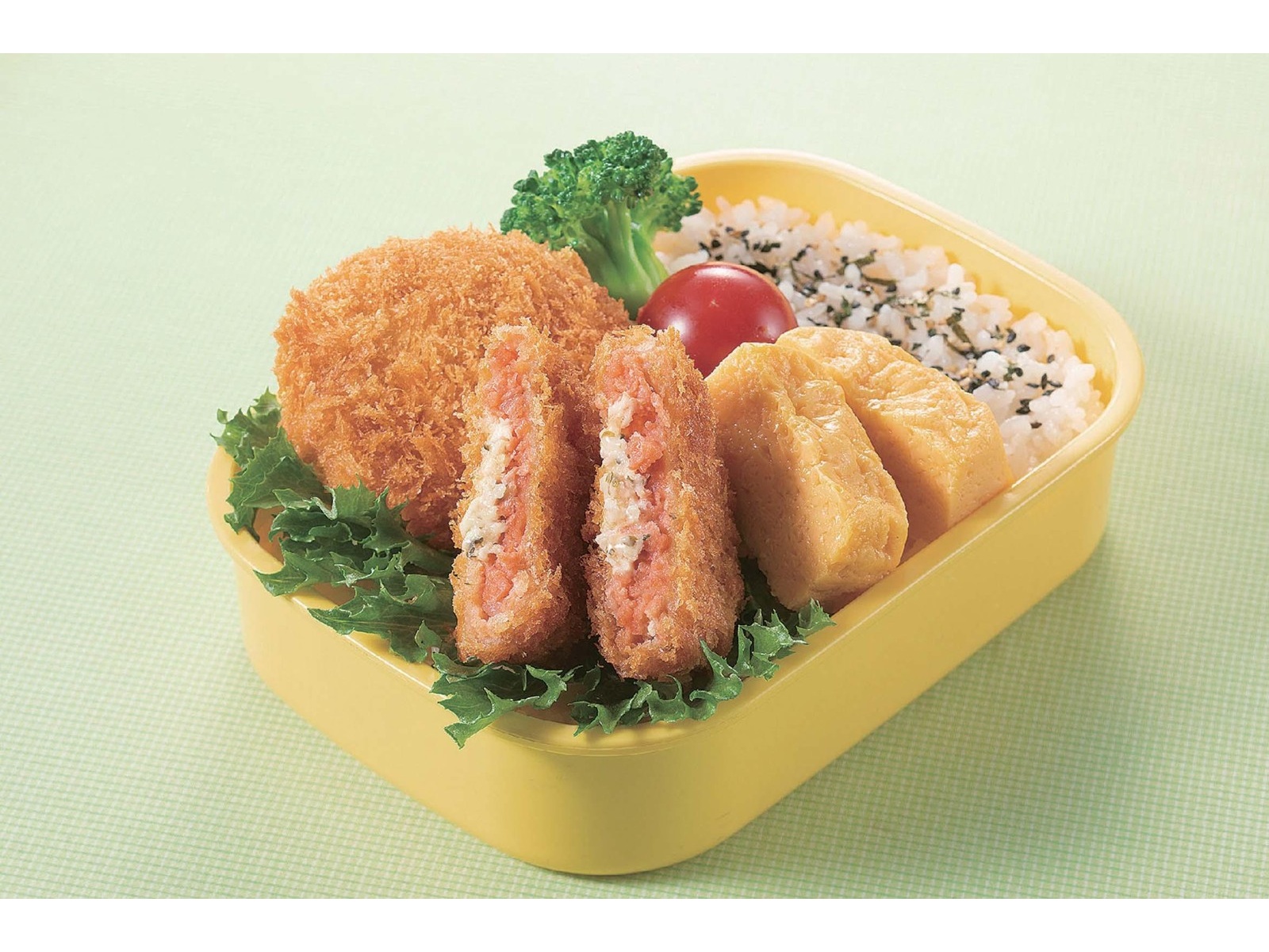 【もん◯】アチーブメント PSM CDセット CO・OP タルタルソース入り国産サーモンメンチカツ 4ｺ入(200g)| コープ