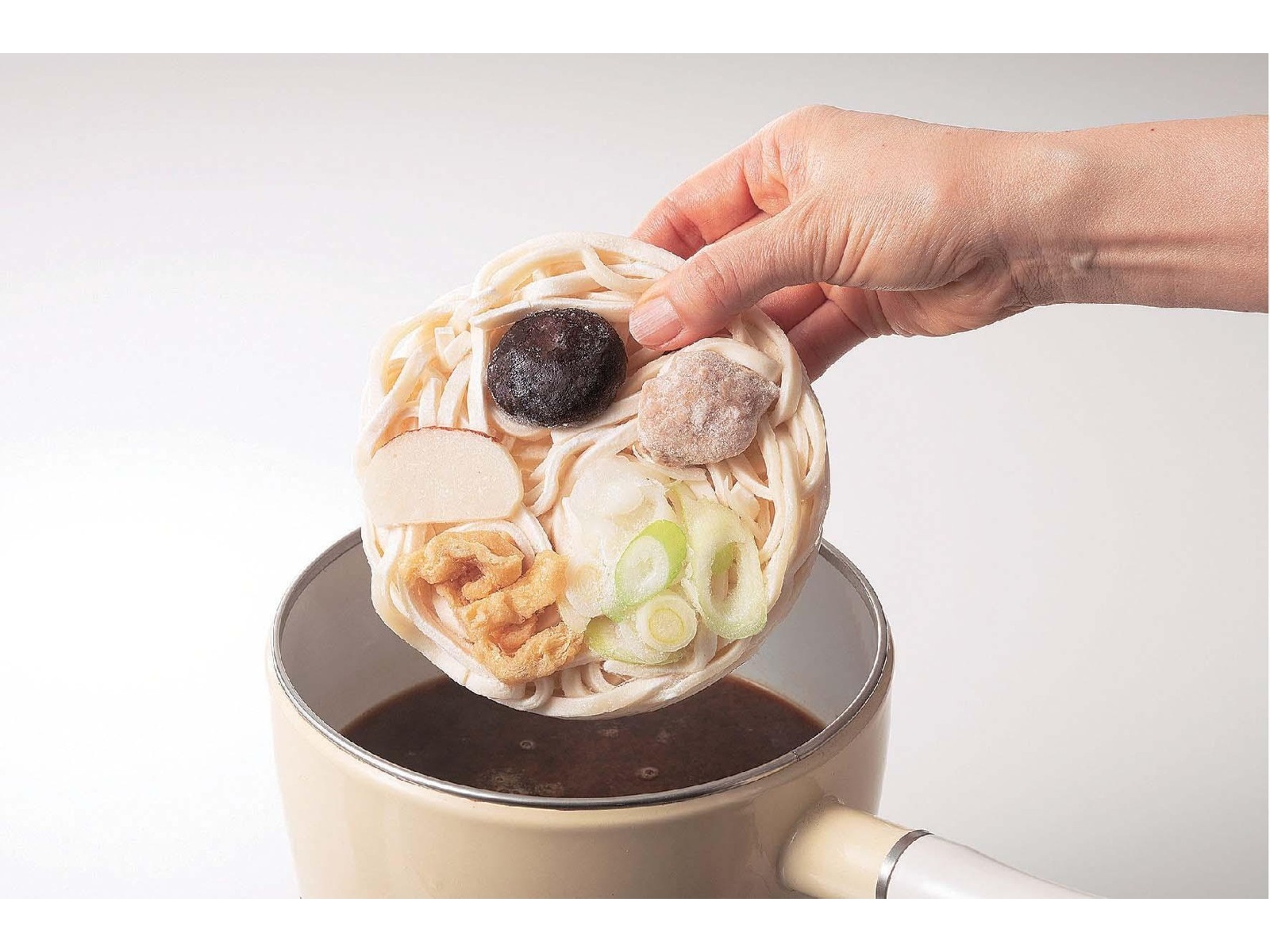 CO・OP 5種具材のみそ煮込うどん 2食入(302g×2)| コープこうべネット