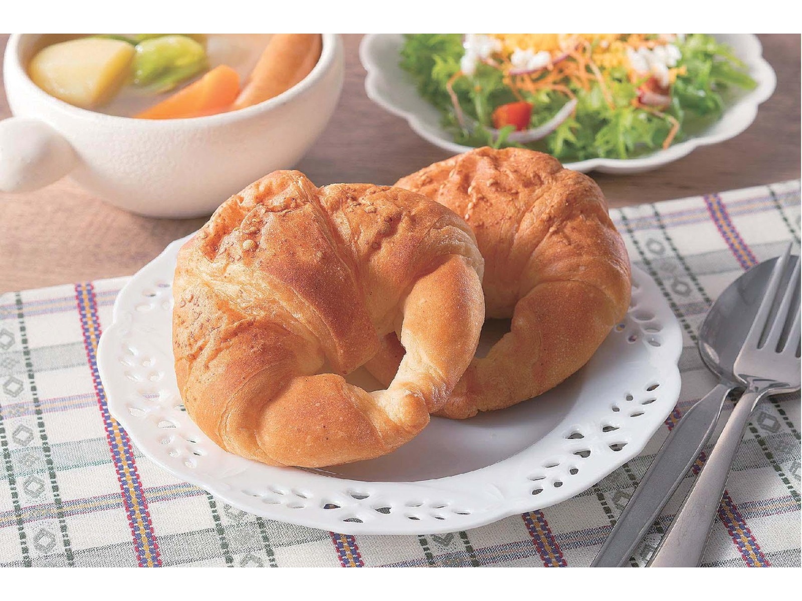 CO・OP こんがりチーズ香る幸せクロワッサン 4コ| コープこうべ