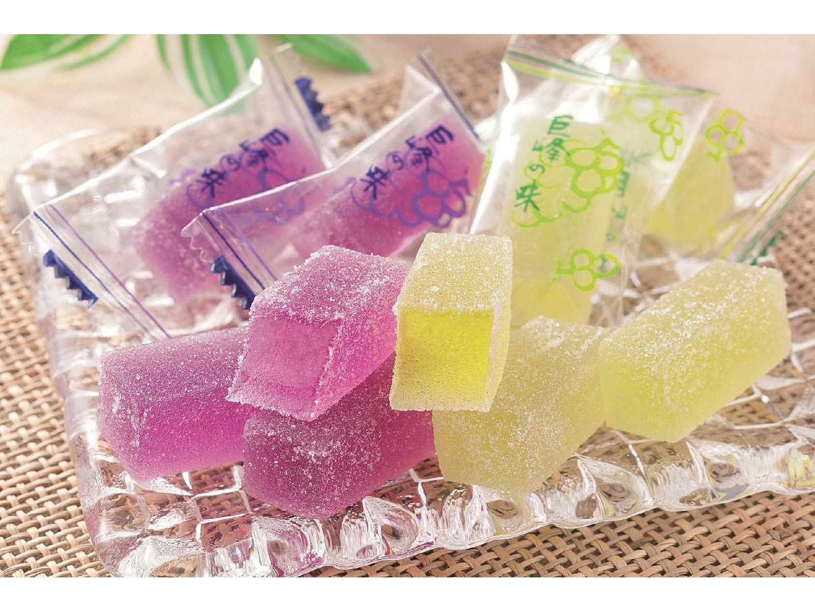 CO・OP &津山屋 巨峰の味 275g(個包装込み)| コープこうべネット CO・OP &津山屋 巨峰の味 275g(個包装込み)| コープこうべネット