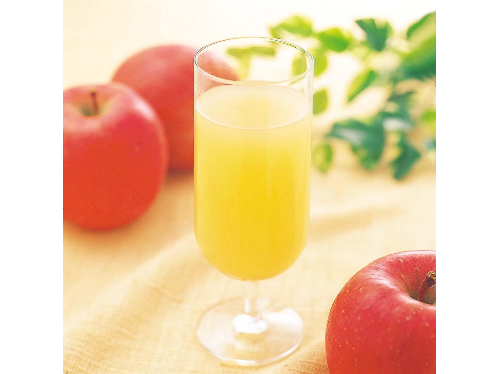 コープこうべ さわやかりんご津軽産 1箱(160g×30缶入)| コープこうべネット