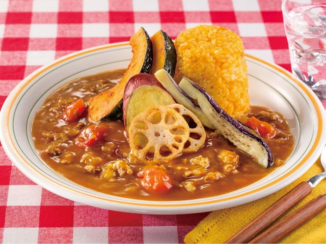 食品、お菓子、食料品詰め合わせ　　　　　 58点　カップ麺、カレー、グミ等多数 食品、お菓子、食料品詰め合わせ 58点 カップ麺、カレー、グミ等