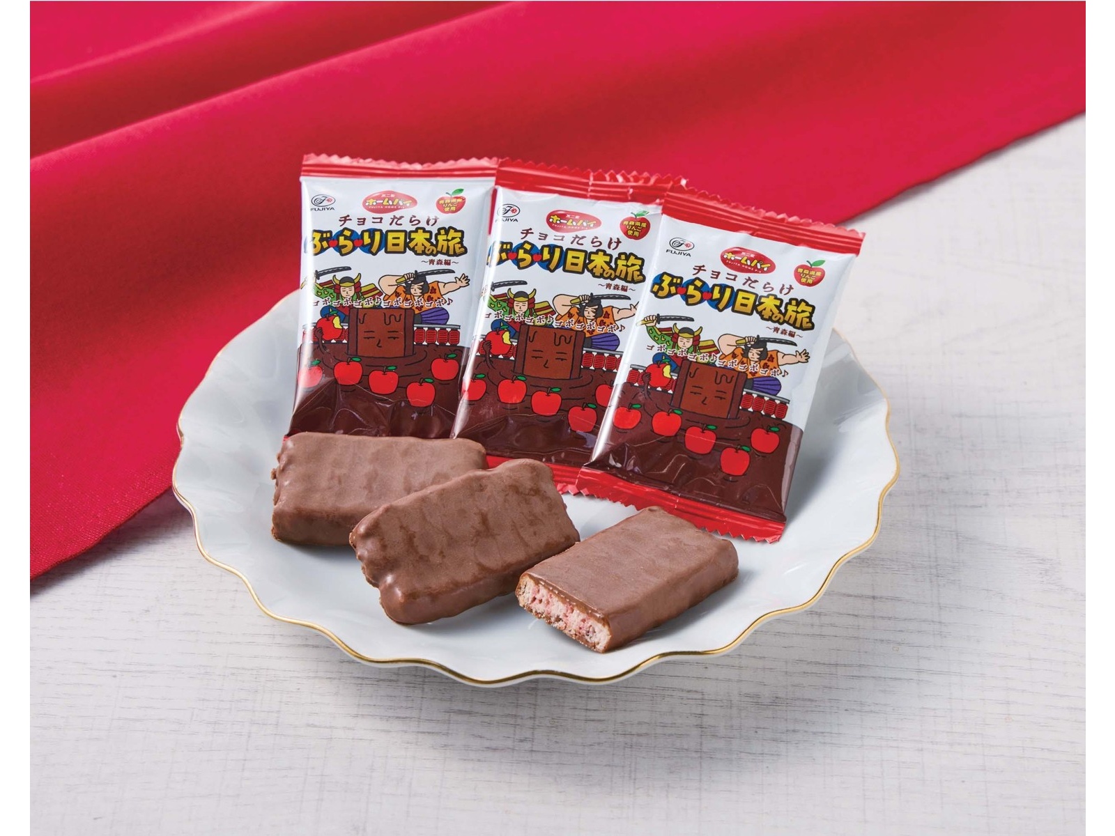 chocoページ 不二家 ホームパイチョコだらけぶらり日本の旅(青森編) 75g| コープ