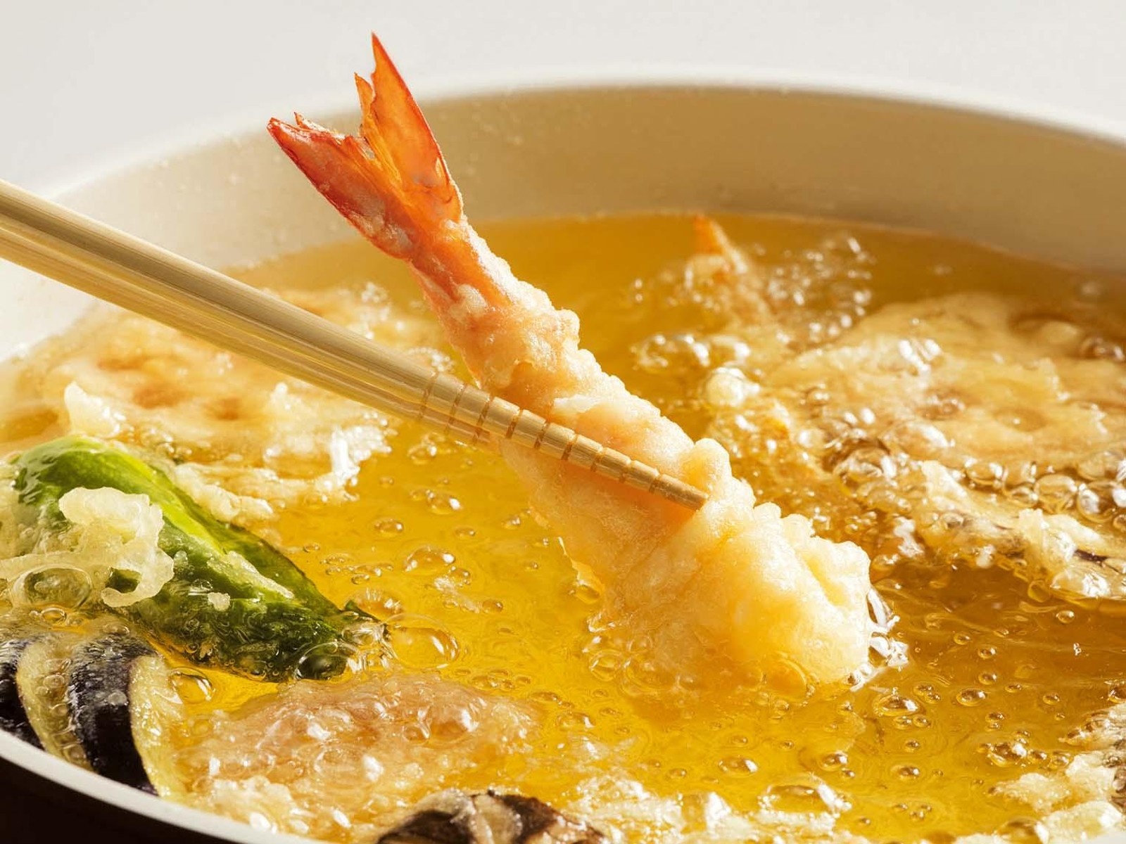 J-オイルミルズ 味の素さらさらキャノーラ油 1350g| コープこうべネット