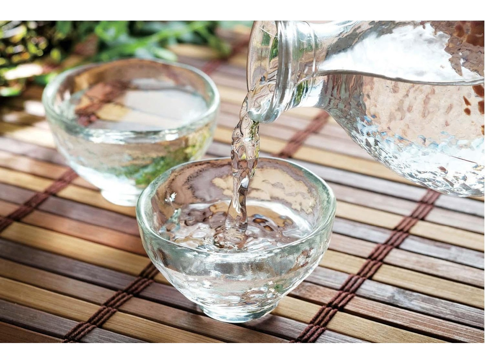 【真作 超希少 】古布志名焼　盃　ぐい呑(合箱付属) 船木研児(作) 黄釉押紋 六角楕円鉢 共箱 布志名焼 | 古美術ささき