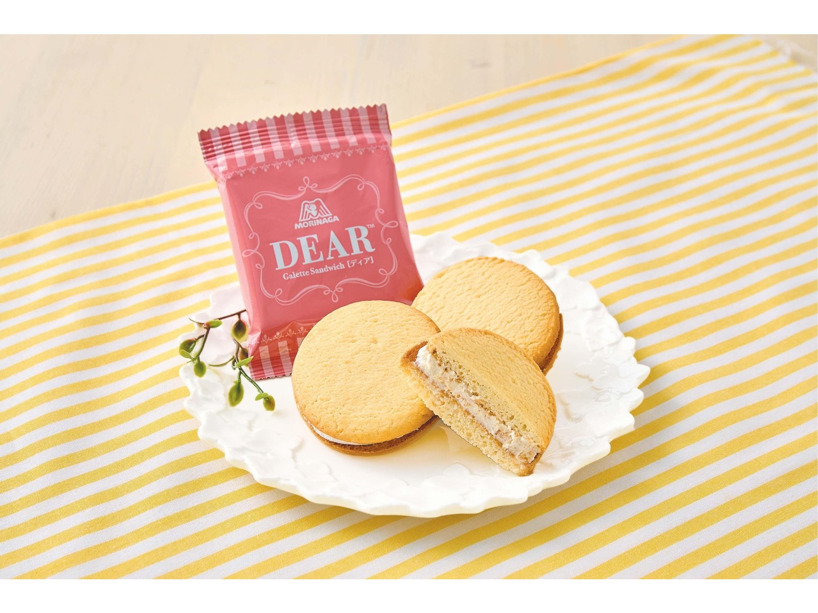 森永製菓 ディアガレットサンド チーズケーキ味 6コ入| コープこうべ