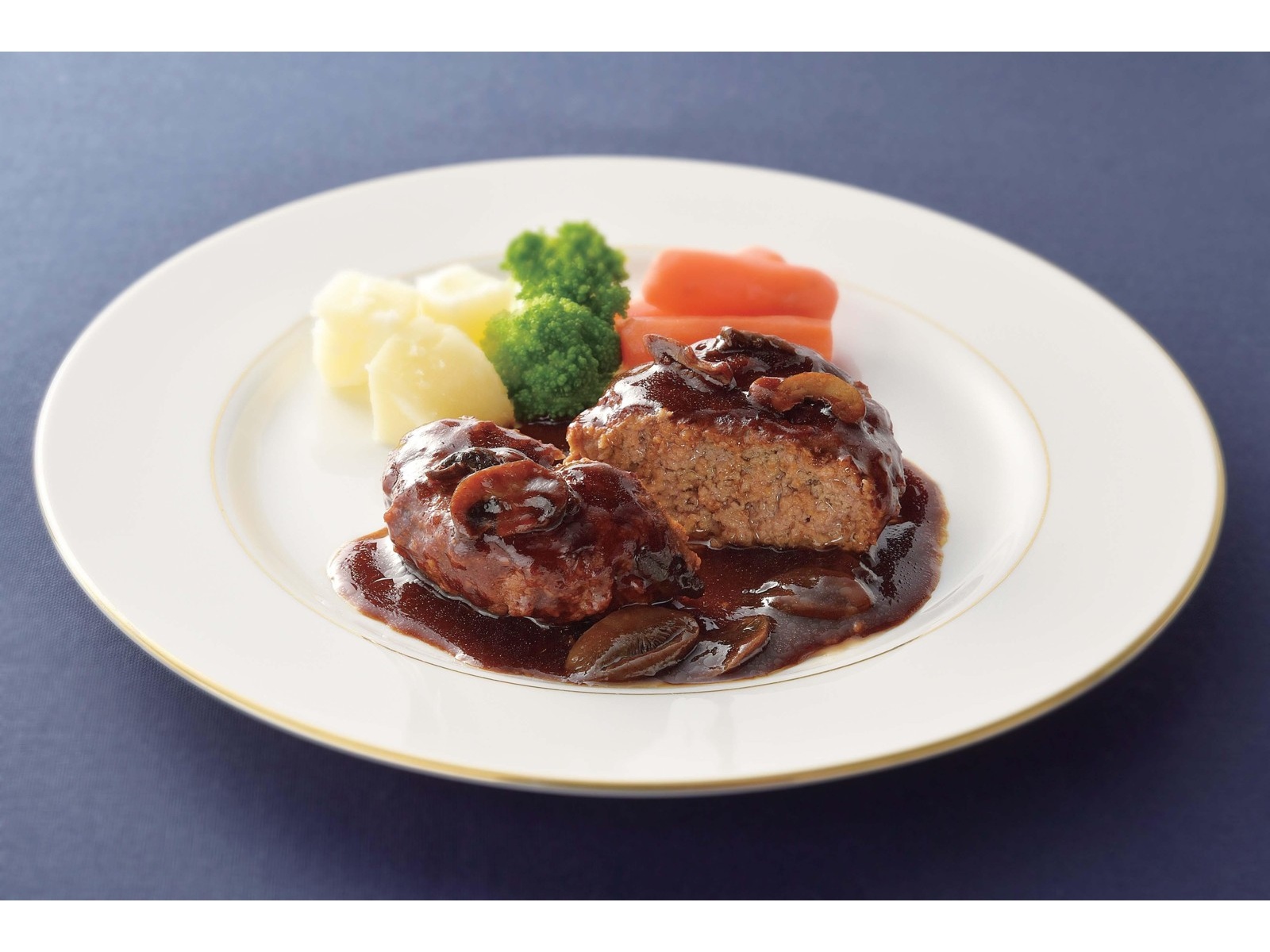 伊藤忠食品 ANA FINDELISH 山形県産舟形マッシュルームを使った