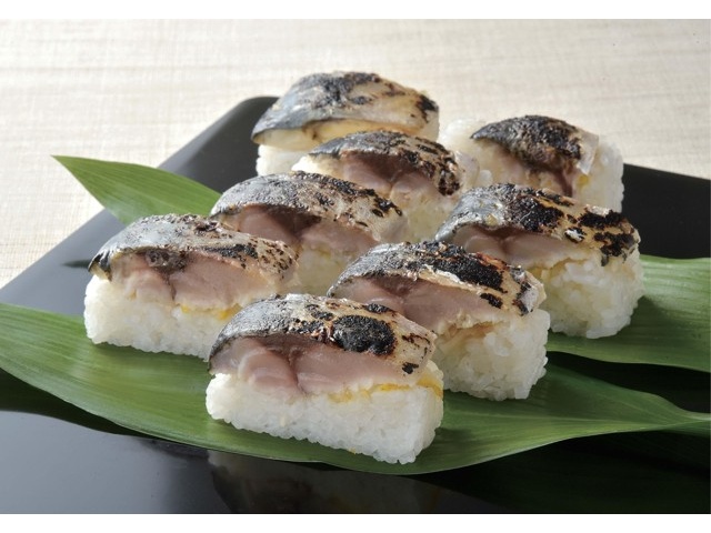 フェニックス たん熊北店監修 炙りしめ鯖棒寿司 250g(8切 フェニックス たん熊北店監修 炙りしめ鯖棒寿司 250g(8切