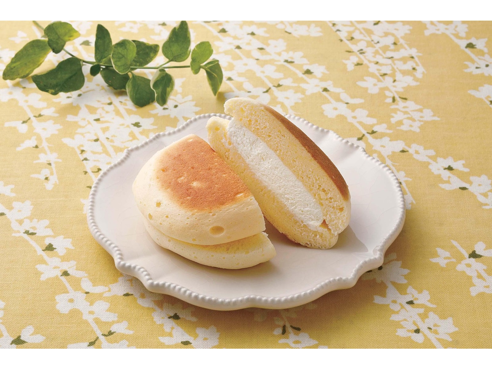 食品サンプル Amazon.co.jp: 食品サンプル パン 盛り合わせ 17個セット カゴ