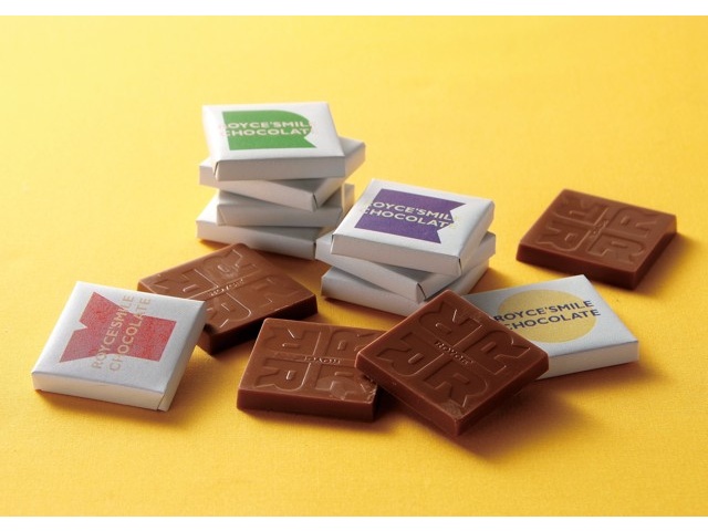 ロイズコンフェクト ロイズスマイルチョコレート［ミルク］ 1箱（32枚