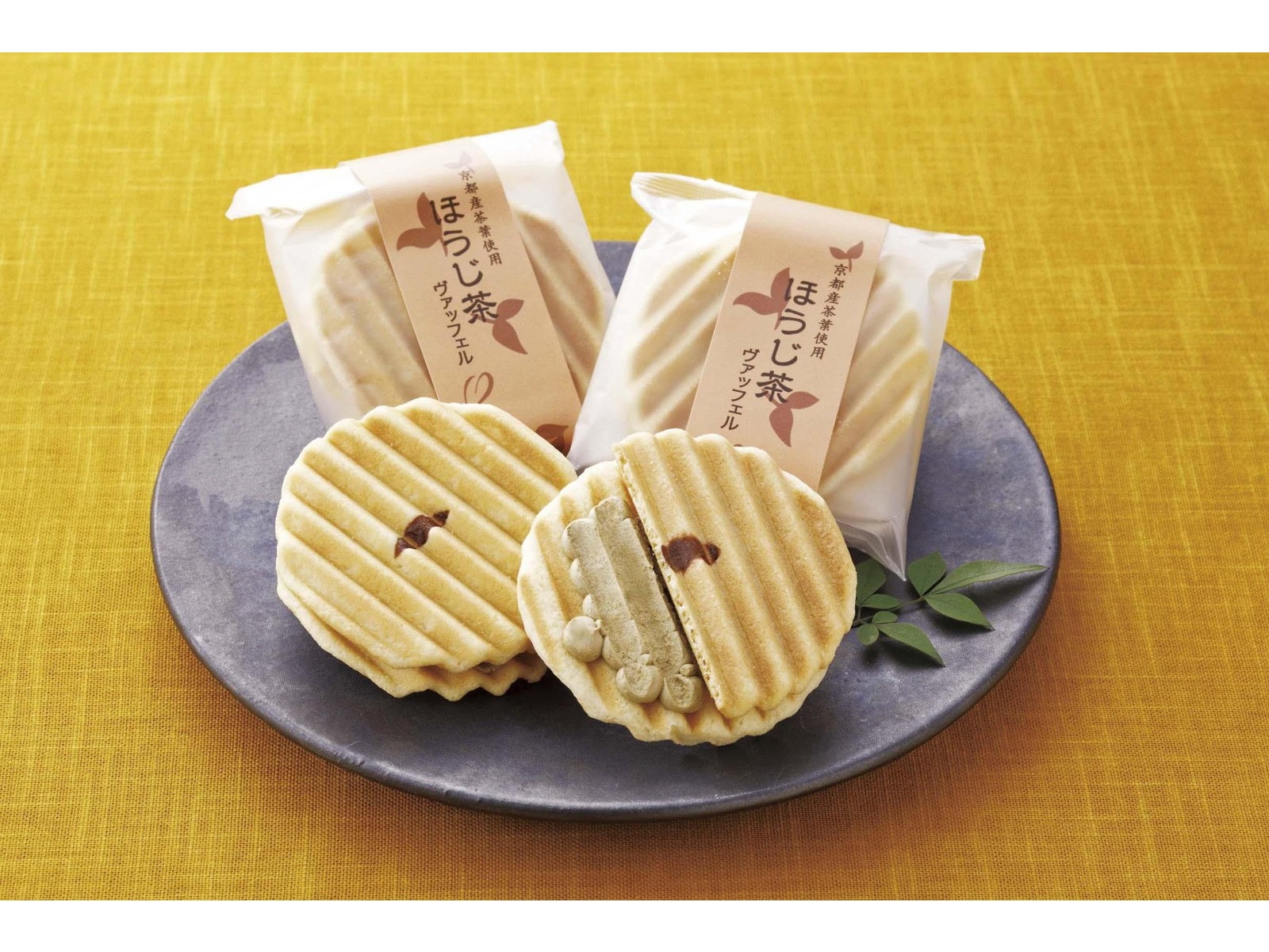 和晃 ほうじ茶ヴァッフェル 1箱（5コ入）| コープこうべネット