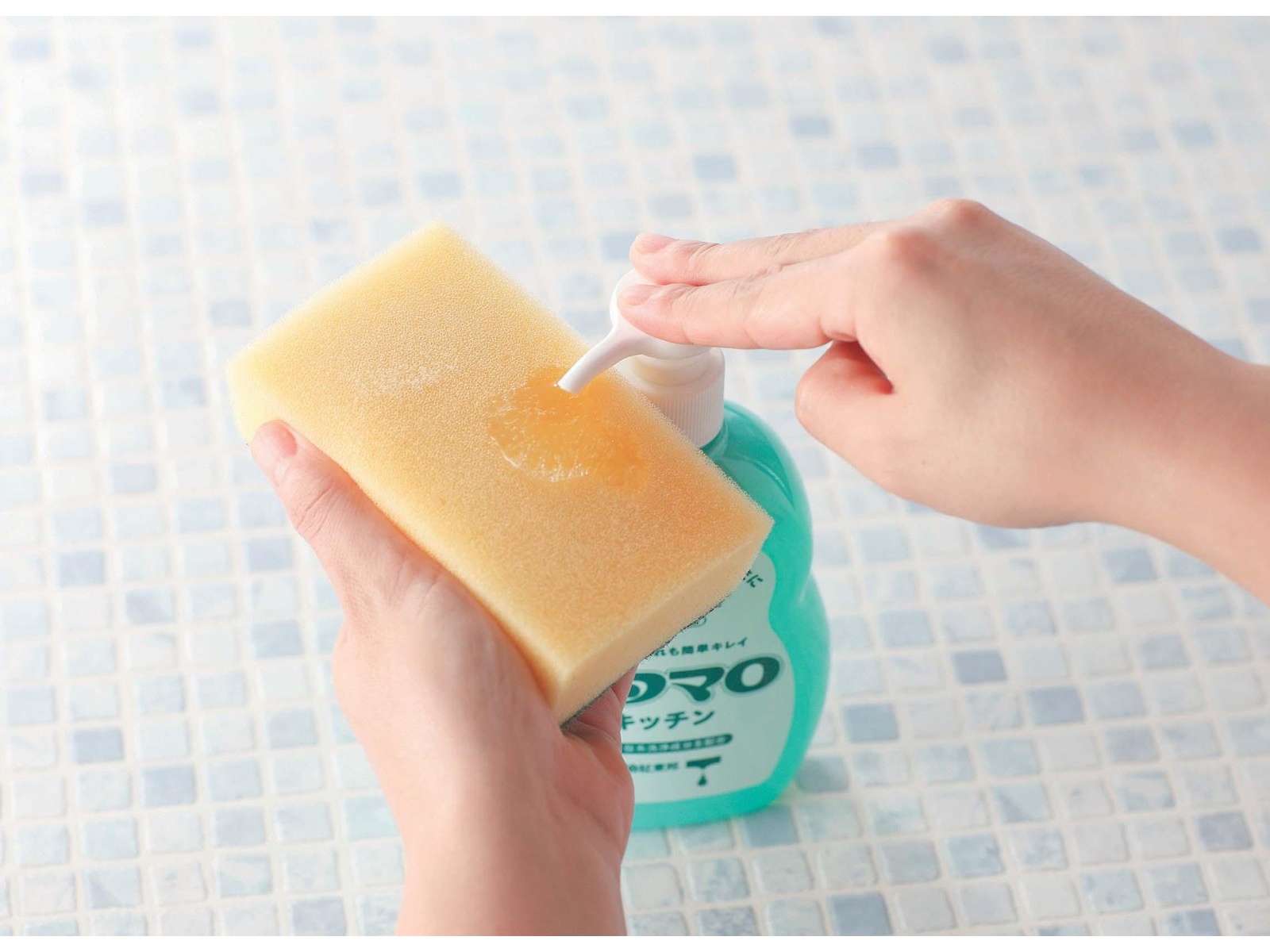 ウタマロ キッチン ( 300ml*30個セット )/ ウタマロ 匠洗 ウタマロ石鹸・キッチン洗剤ギフト ウタマロ石鹸133g、ウタマロ