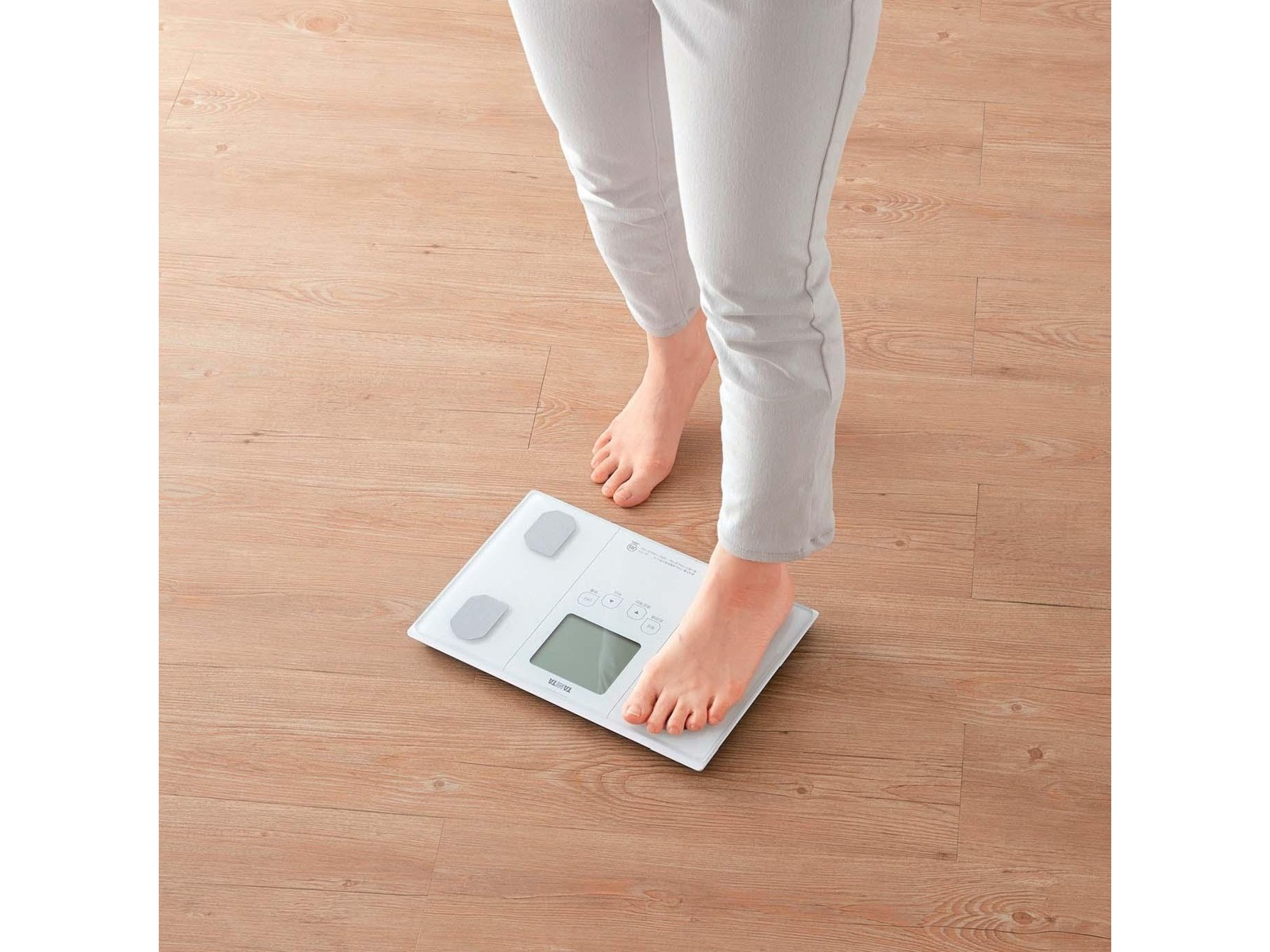 タニタ 体組成計 BC-314 1コ ホワイト| コープこうべネット