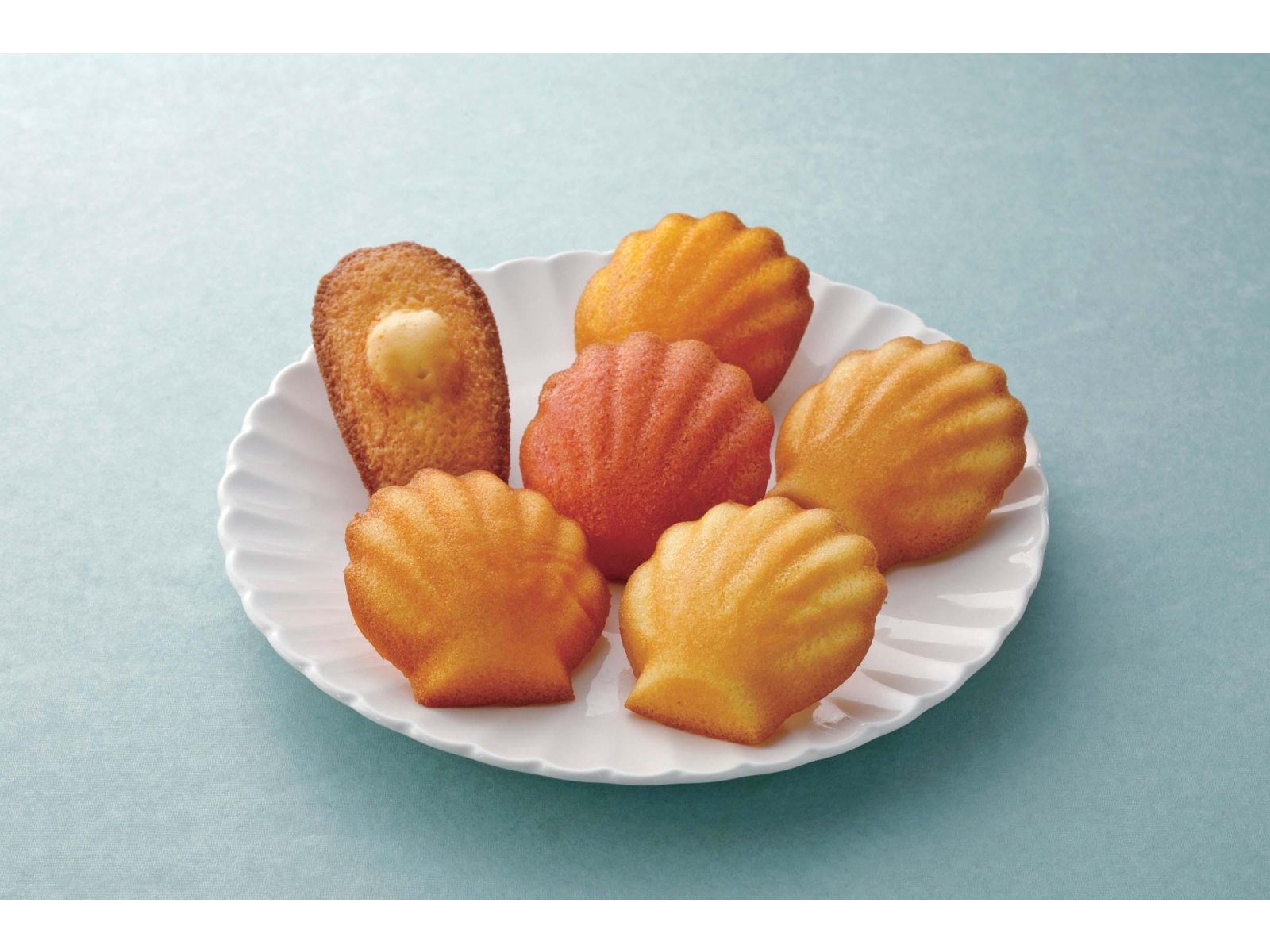 銀座コージーコーナー 夏のマドレーヌプチギフト 6コ入| コープこうべ