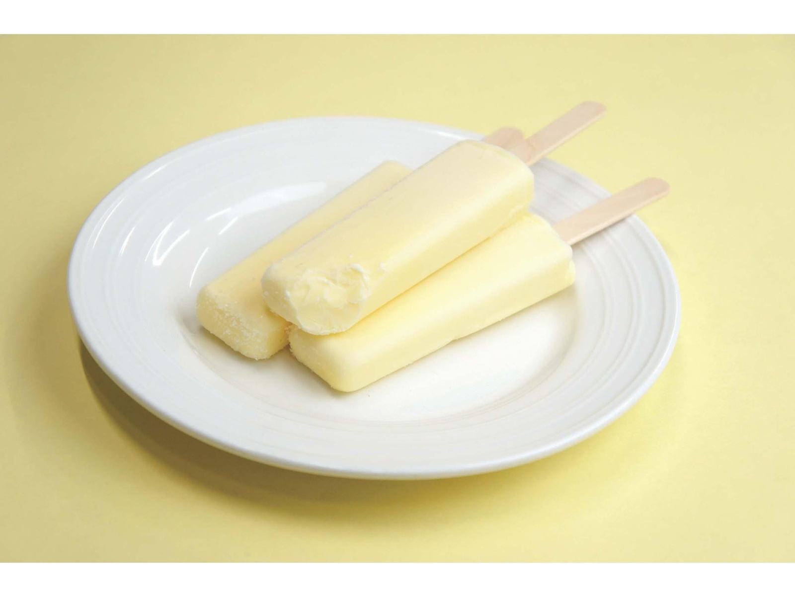 秦森康屯　白バラ 復刻版白バラZOO（ズー）発売のお知らせ 4月1日に新商品の