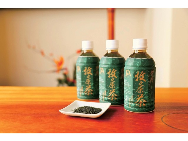 中国　大明嘉靖年製　茶葉末釉　高足杯　合わせ箱　C　6800 中国 大明嘉靖年製 茶葉末釉 高足杯 合わせ箱 C 6800 中国 大明