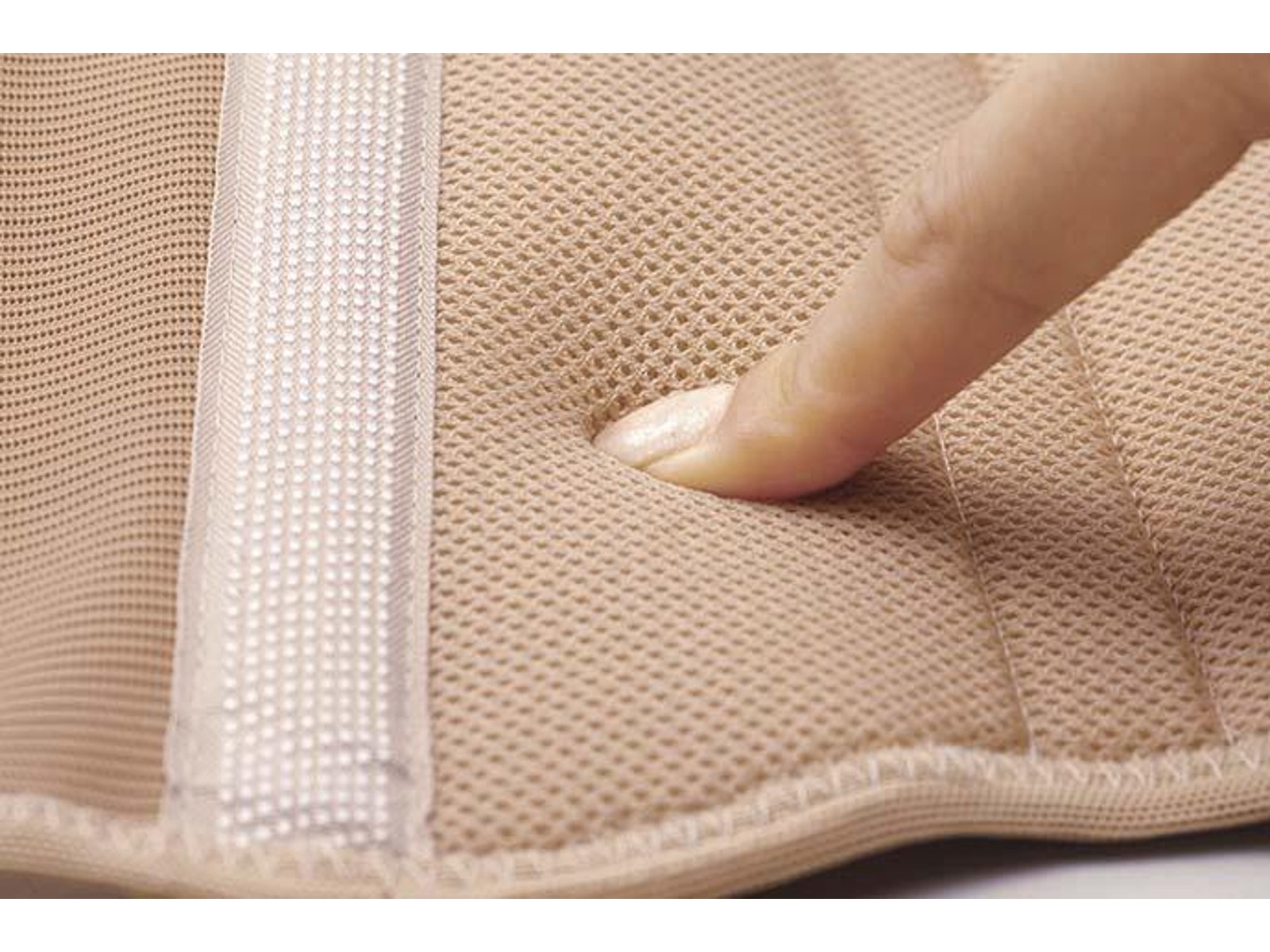 らくらく腰をしっかり支えるコルセット 1枚 モカ M～L| コープこうべネット