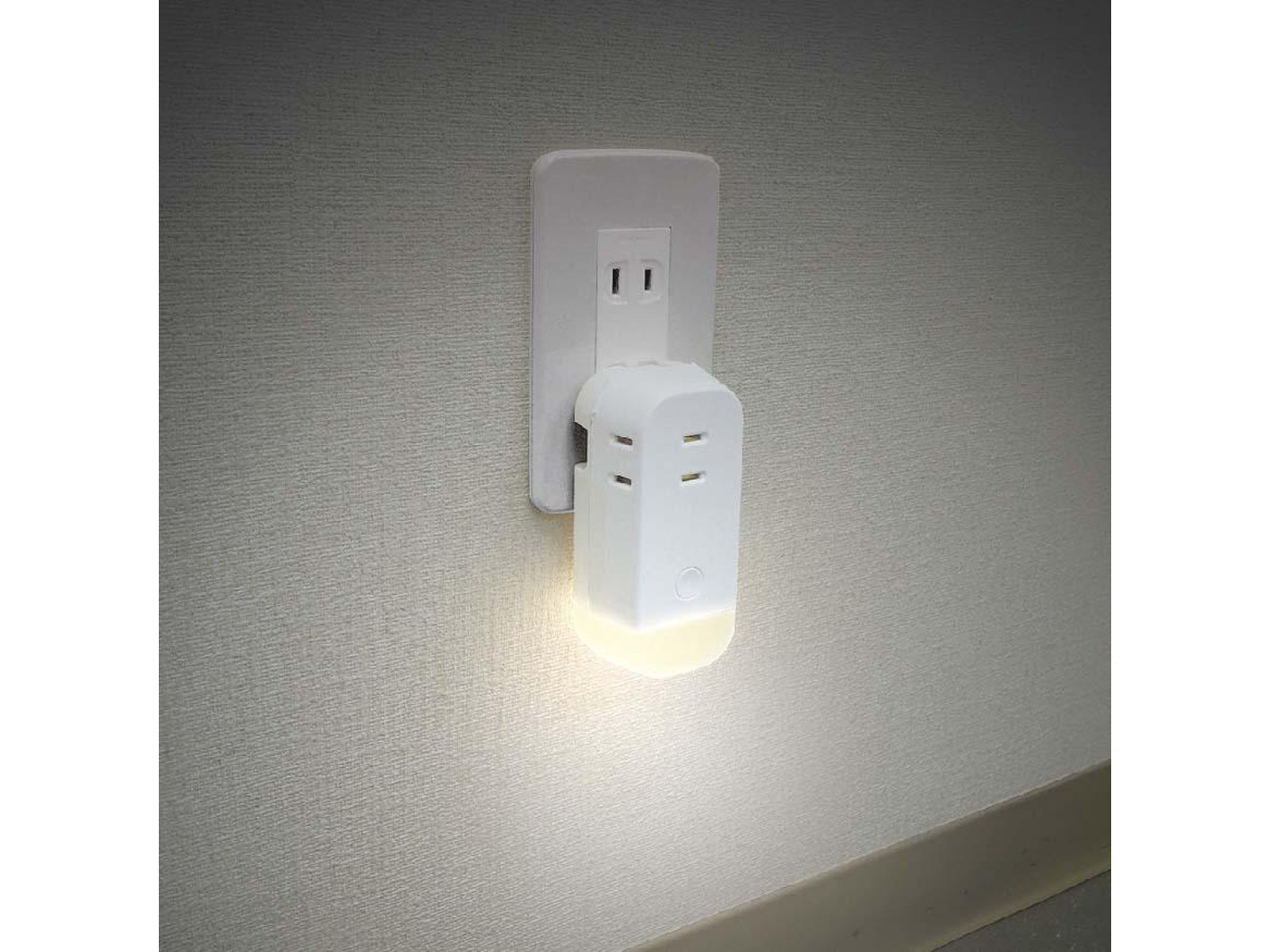 ライト付きコンセントタップ 1コ| コープこうべネット