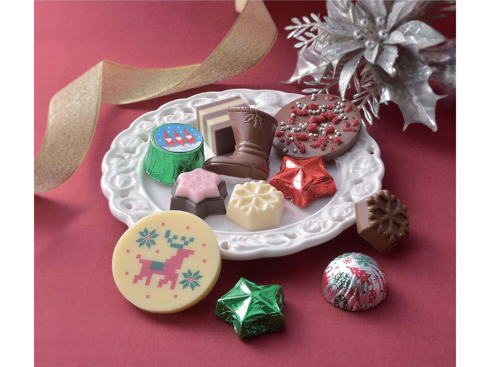 ゴンチャロフ クリスマスアソートチョコレート 1缶（11コ入