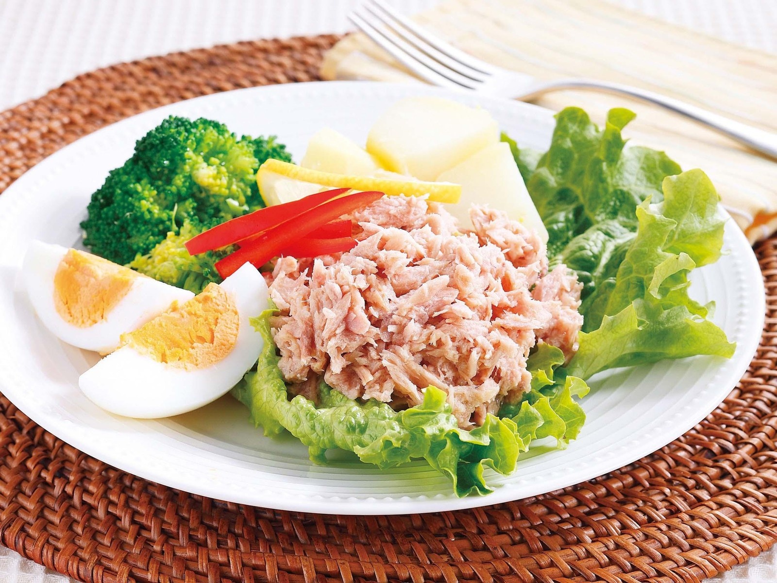 伊藤食品 あいこちゃんツナまぐろ油漬けフレーク 70g(総量)×4缶組