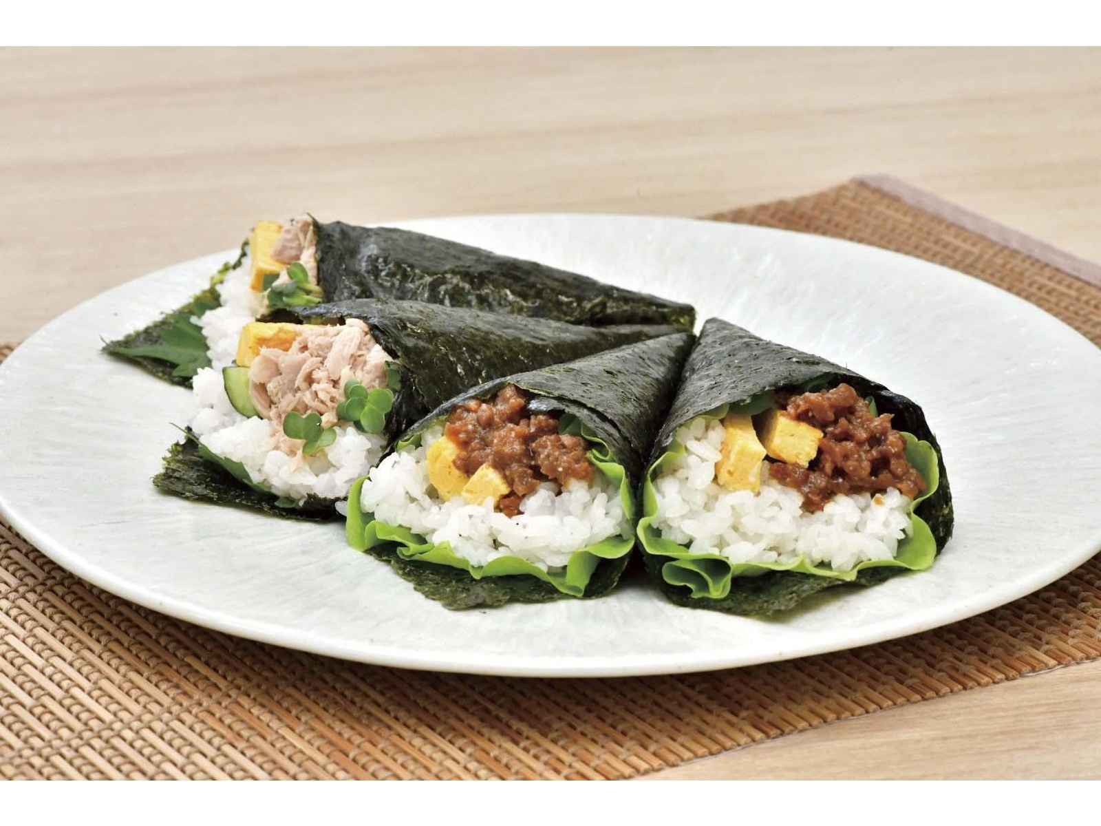伊藤食品 あいこちゃんご飯にかける牛カルビそぼろ 焼肉味 60g×3 伊藤食品 あいこちゃんご飯にかける牛カルビそぼろ 焼肉味 60g×3