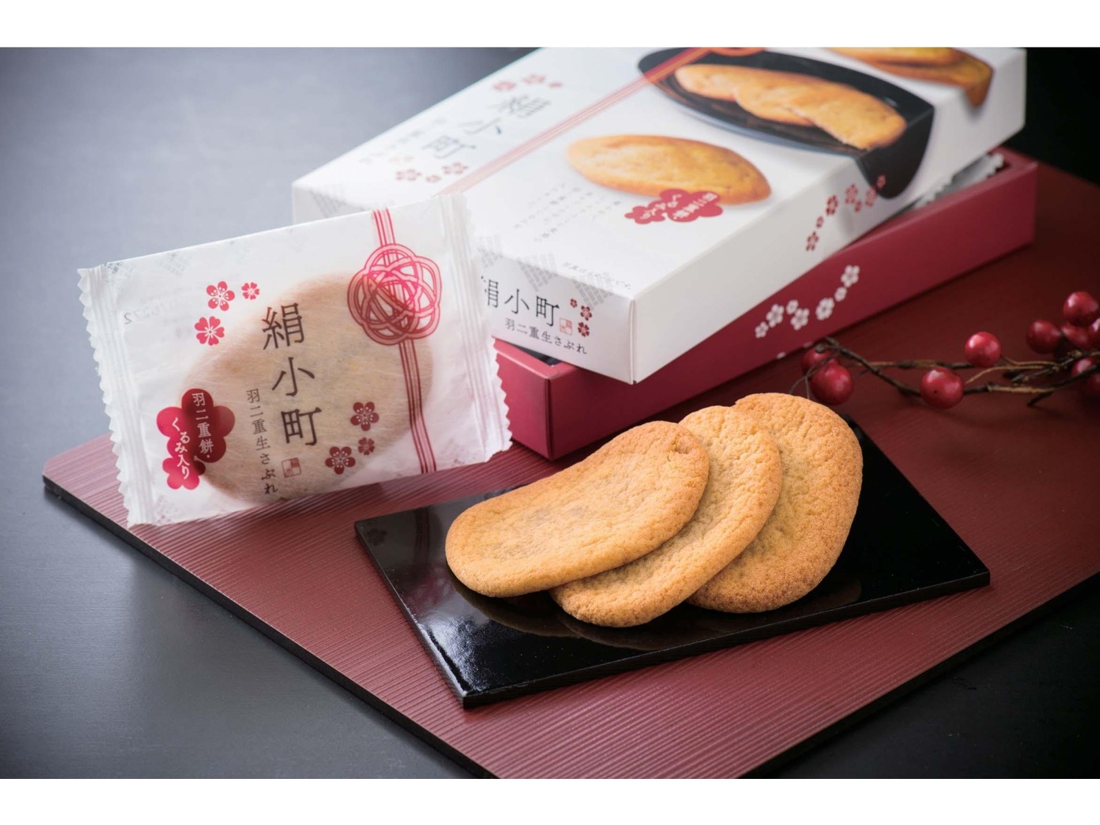 新珠製菓 絹小町 1箱（6枚入）| コープこうべネット