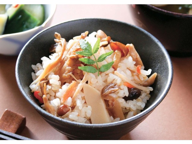 木村九商店 きのこごはん素 2合用（220g）| コープこうべネット