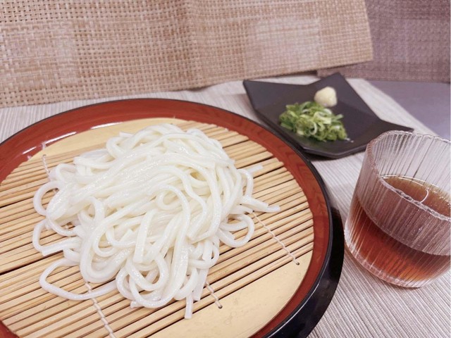 本生うどん景品 讃岐饂飩 丸亀 釜あげうどん 50gX18束 KU-20｜仕入れなら卸問屋.com