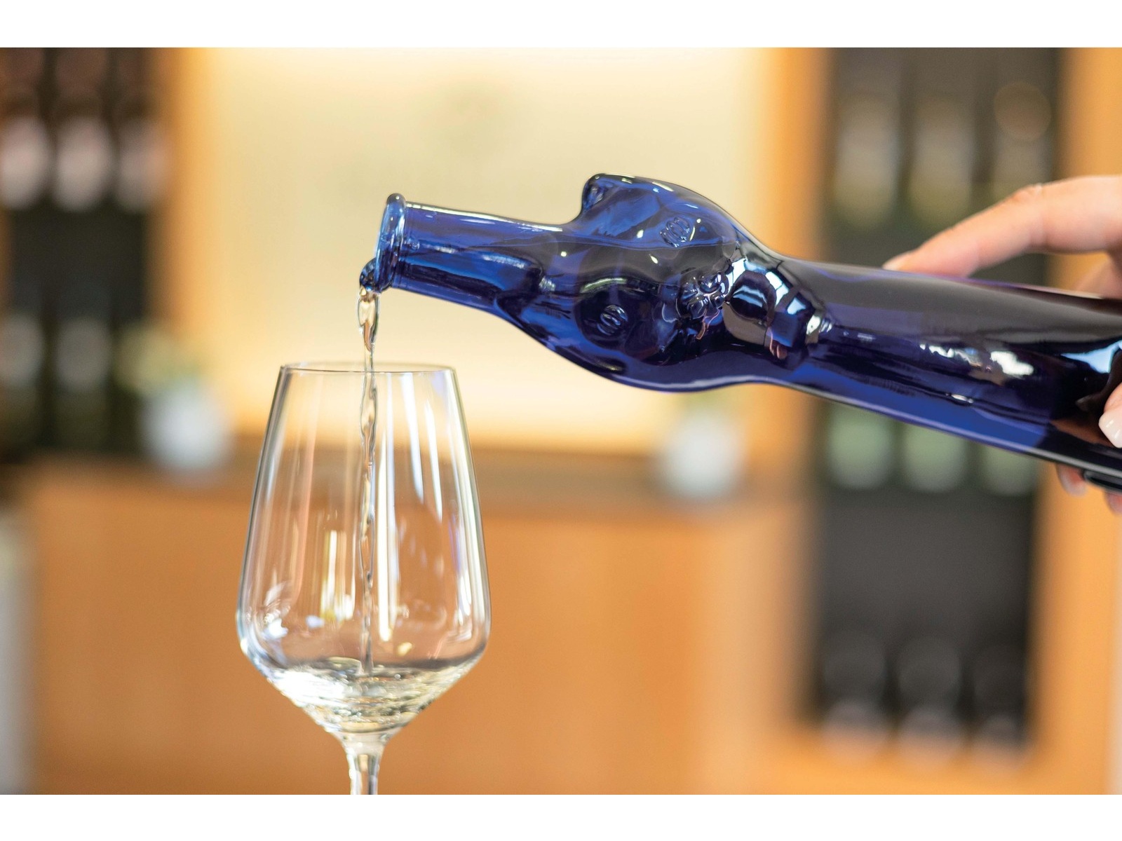 メルシャン G．A．シュミット ブルーネコボトル 500ml（瓶）| コープ