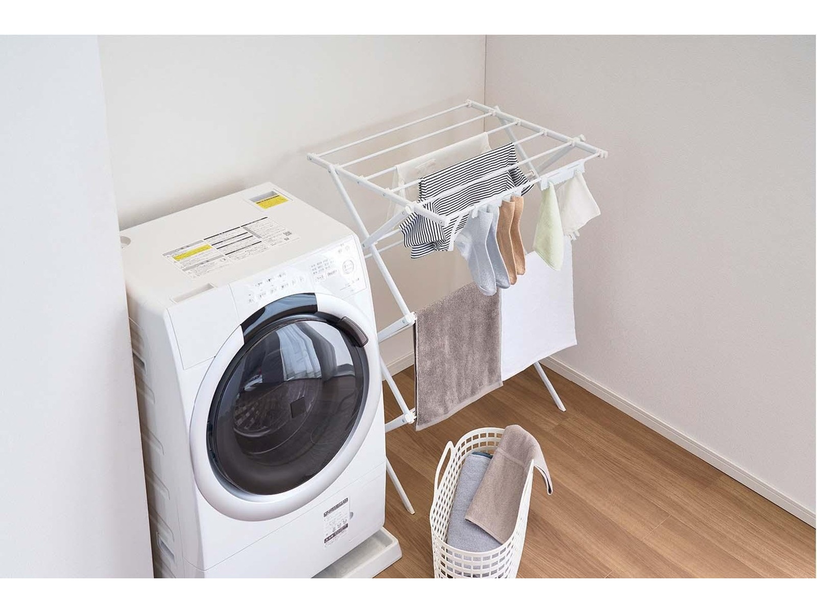 Quick Lock 平干しもできるコンパクトスタンド物干し 1コ ホワイト