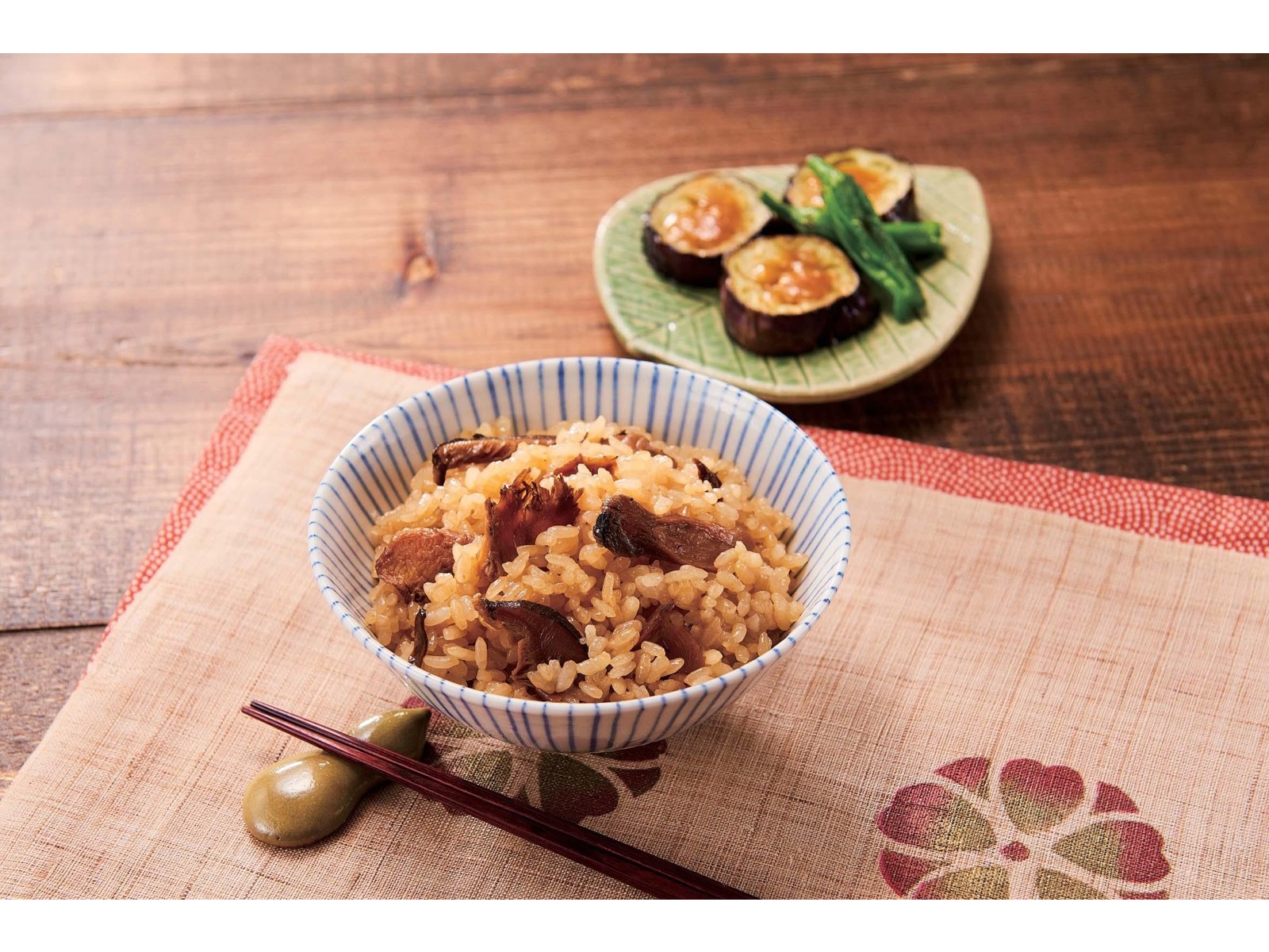 不二食品 きのこおこわ風混ぜご飯の素 2合用（124g）| コープ