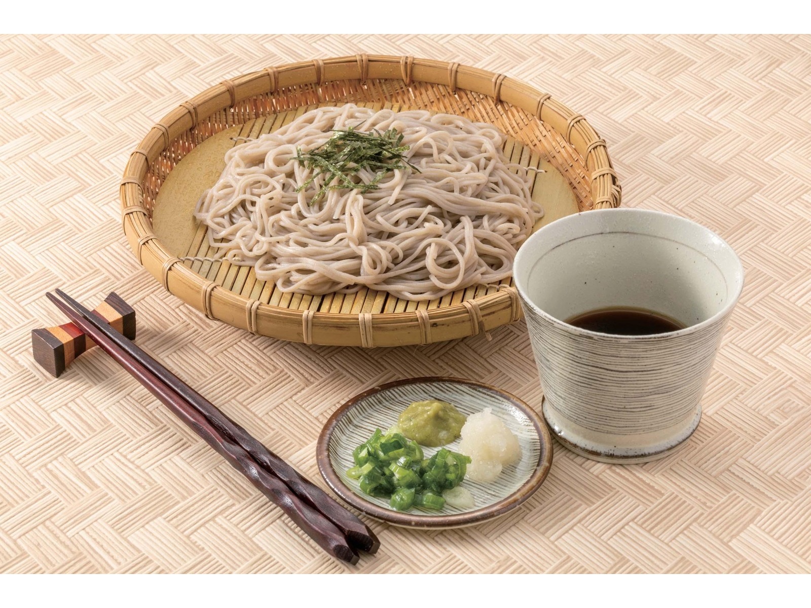 名城食品 生ざるそば 鰹だしつゆ 2人前 | コープこうべネット