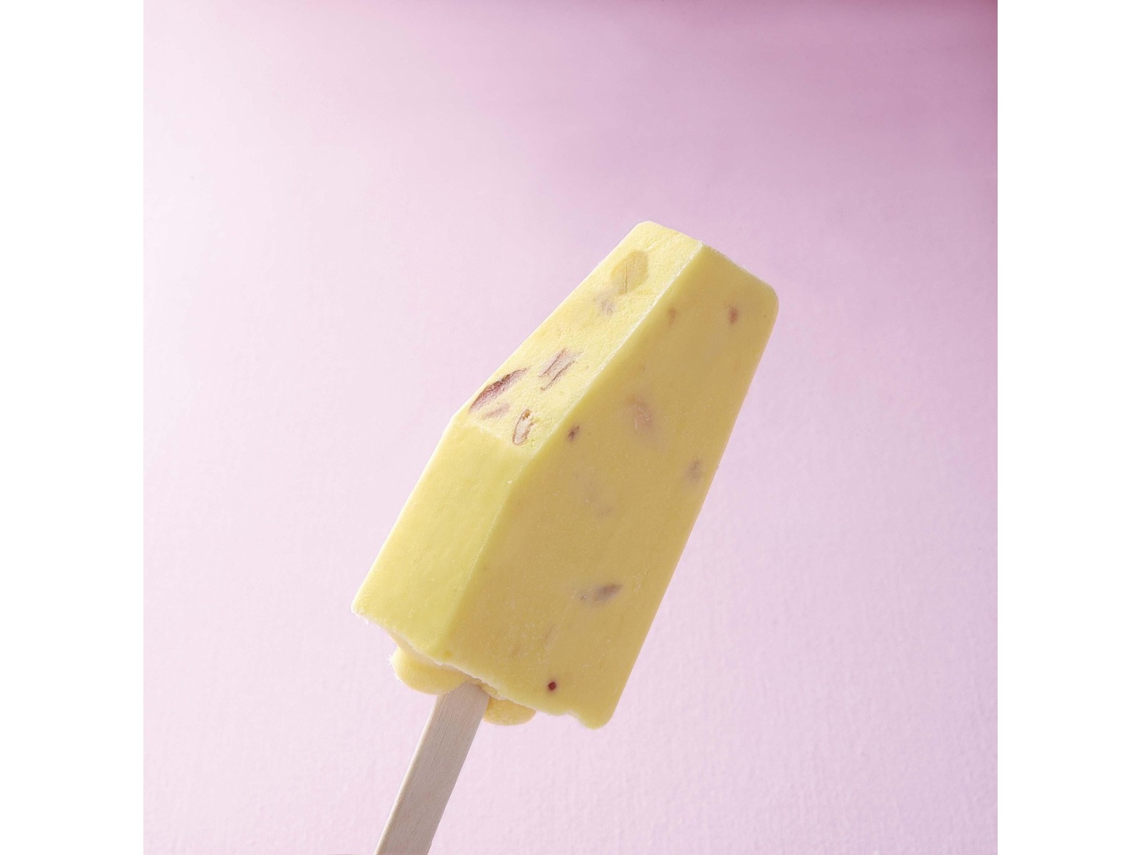 丸永製菓 白くまトロピカル 1箱（60ml×6本入）| コープこうべネット