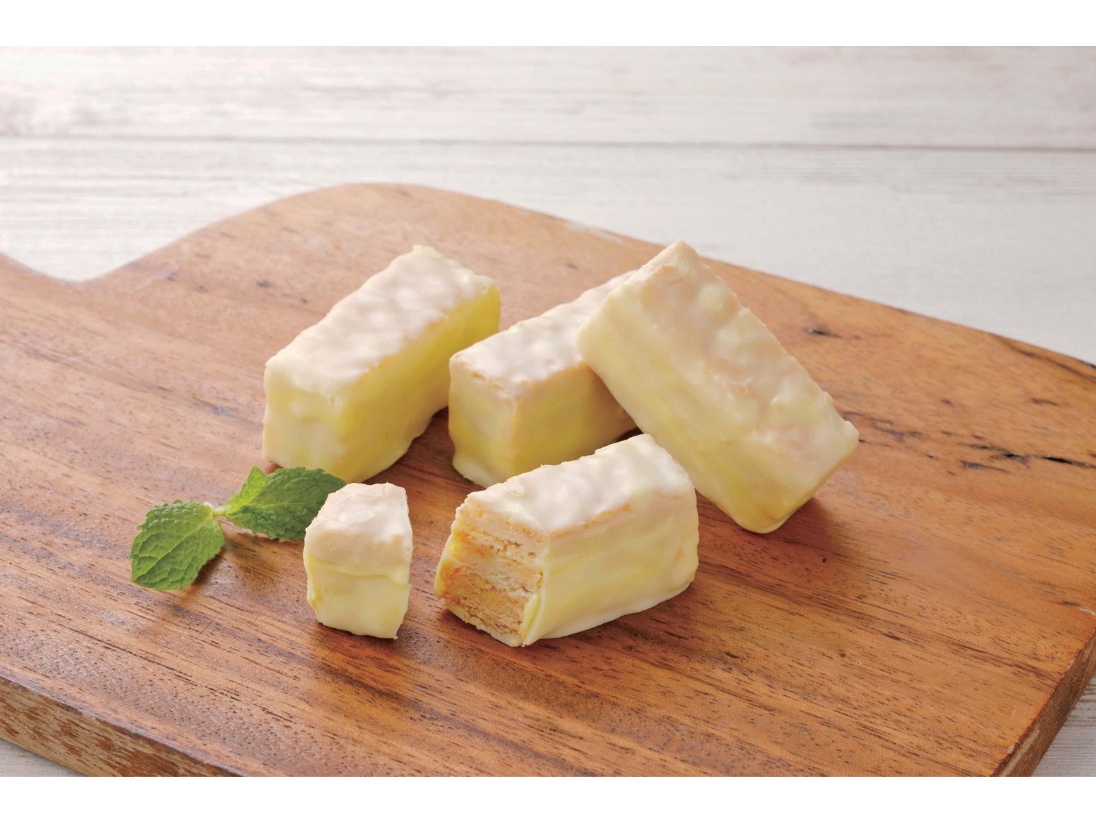 メリーチョコレート ミルフィーユ（瀬戸内レモン） 10コ入| コープ