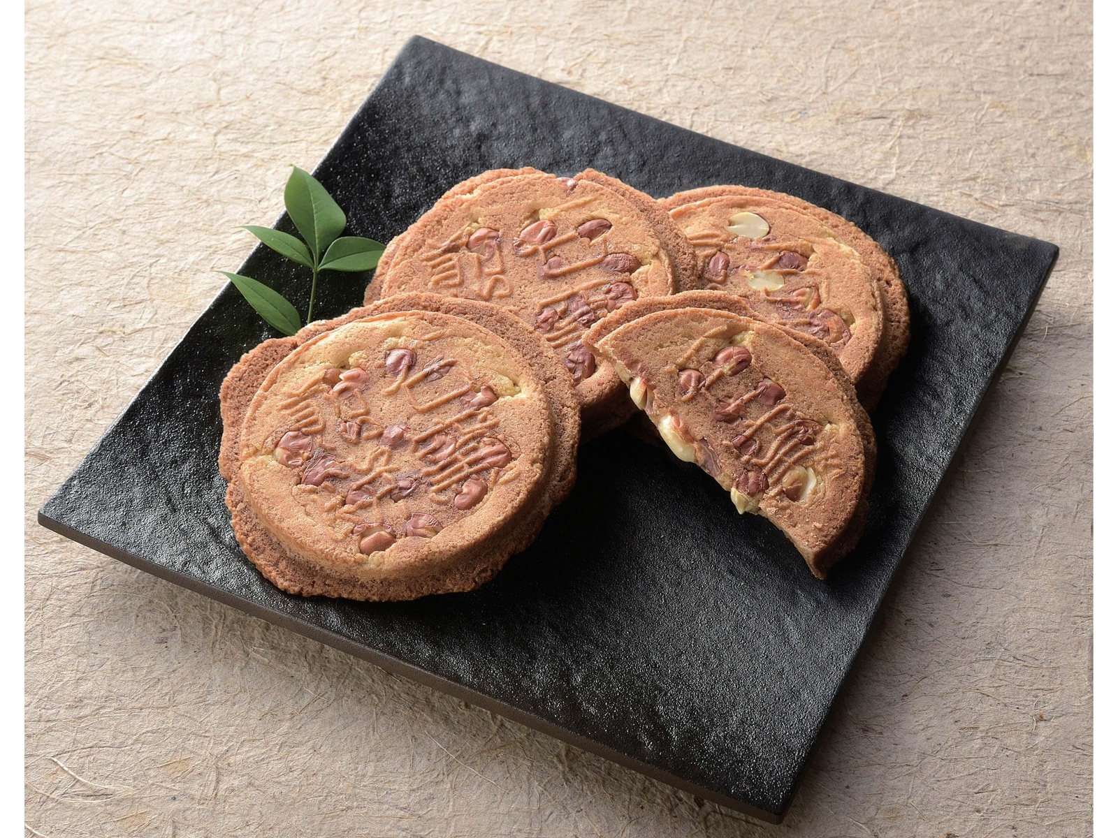 五月ヶ瀬 名代石窯焼煎餅五月ヶ瀬 1袋（4枚入）| コープこうべネット