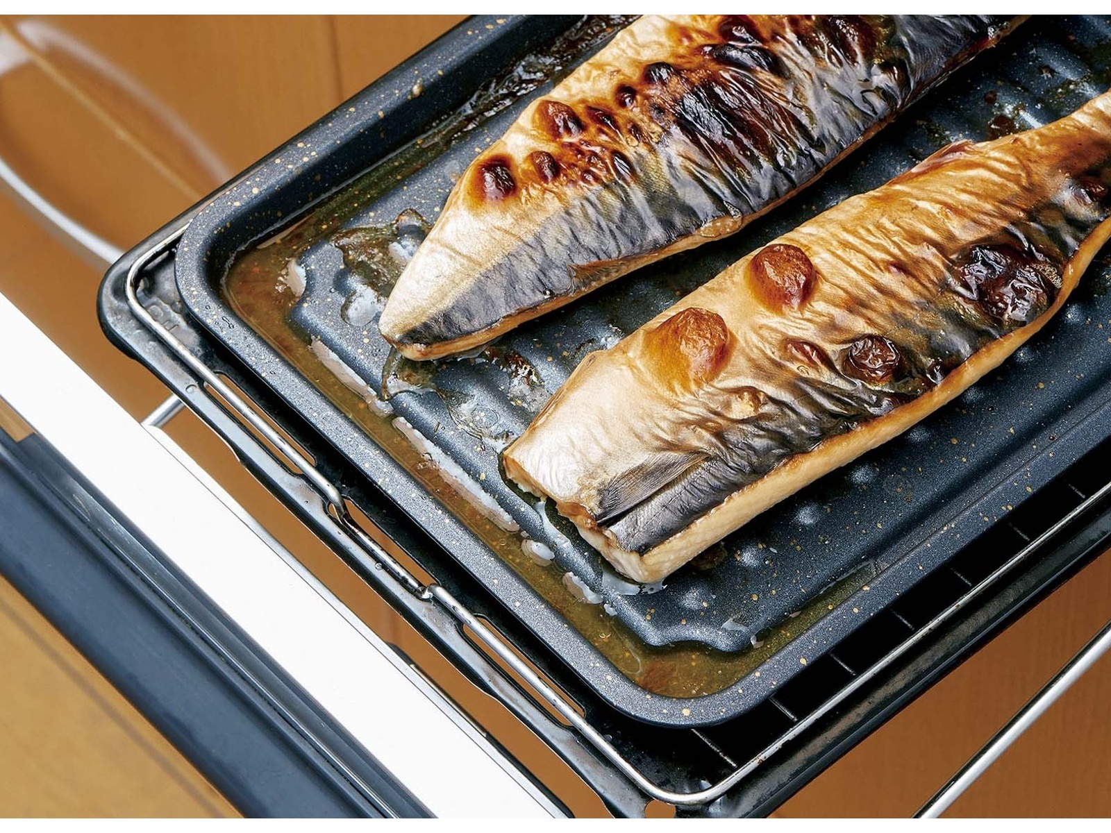 焼き魚 トラウト グリル 料理 楽天市場】ノースティック 魚焼きグリルトレイ 1.5L NOSOT1500