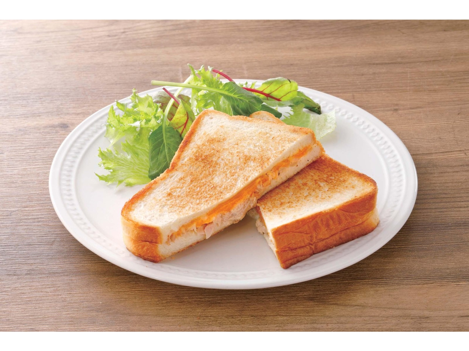 高見澤 ふぞろいのチーズたち レッドチェダー 150g| コープこうべネット