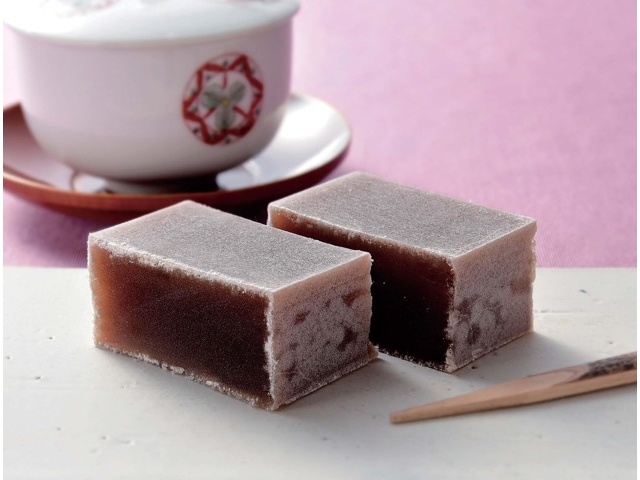 村岡屋 昔風味の小城羊羹 本煉 1包（250g）| コープこうべネット